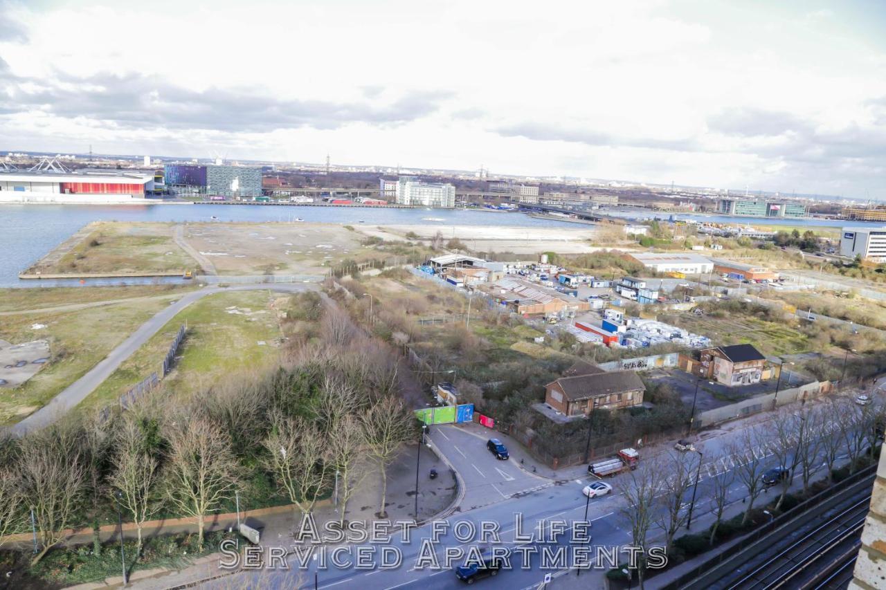 Pontoon Dock Key Workers Apartment 伦敦 外观 照片