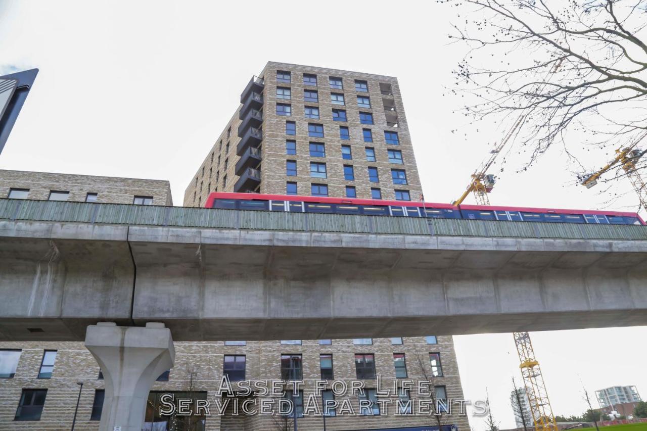 Pontoon Dock Key Workers Apartment 伦敦 外观 照片
