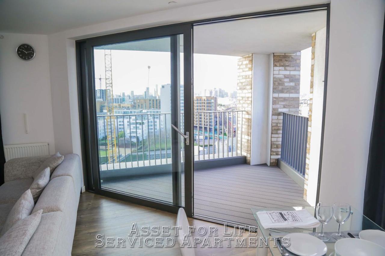 Pontoon Dock Key Workers Apartment 伦敦 外观 照片